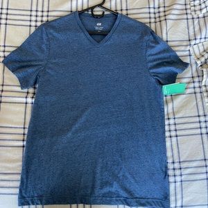 H & M men’s t-shirt